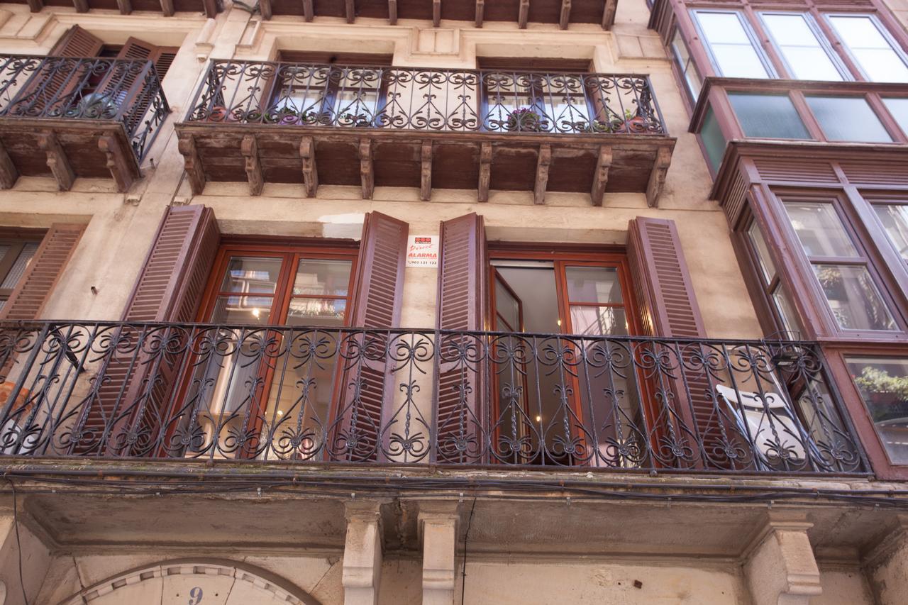 Baps Apartments Bilbao Exteriör bild